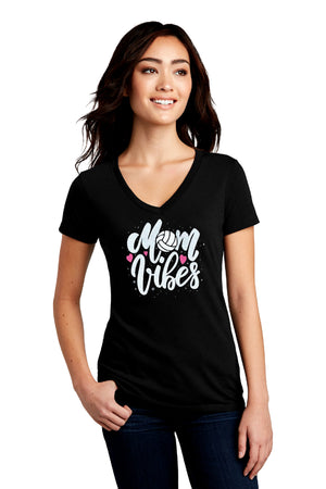 2023 Mom Vibes Vneck Rhinestone Glitter Shirt